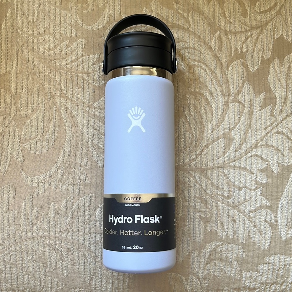 Hydroflask Coffee Tumbler Wide Mouth 20 oz with Sip Top in Fog
